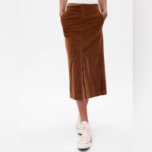 NWT - GAP Stretchy Brown Corduroy Midi Skirt